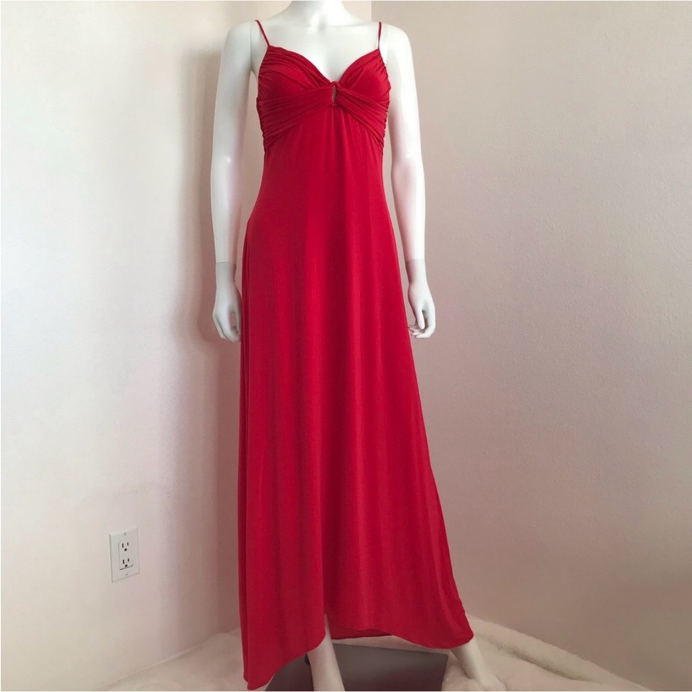 BCBGMaxazria S coral/red maxi dress